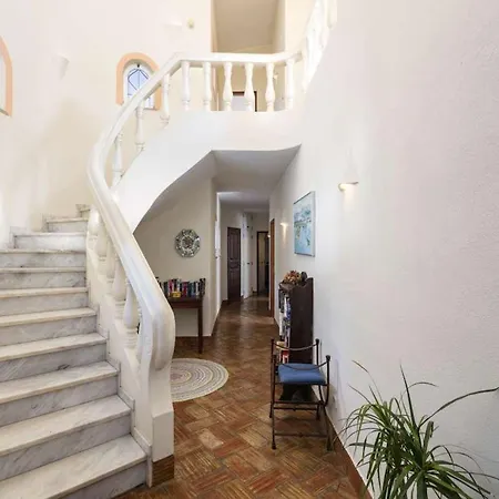 Luxury Lagos - 5 Bedrooms - Private Pool & Tennis Court - Lagos Quinta - Algarve